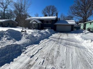 26672 Feriday Ave, Wyoming, MN 55092