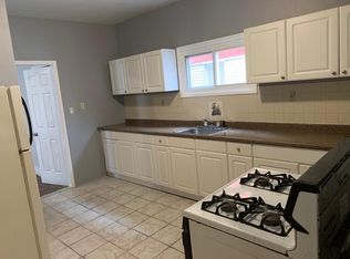 381 Leslie St #1, Newark, NJ 07112