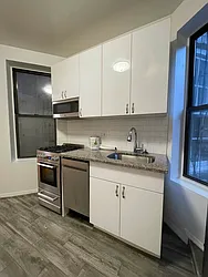 Rented by HOLTON REAL ESTATE INC.