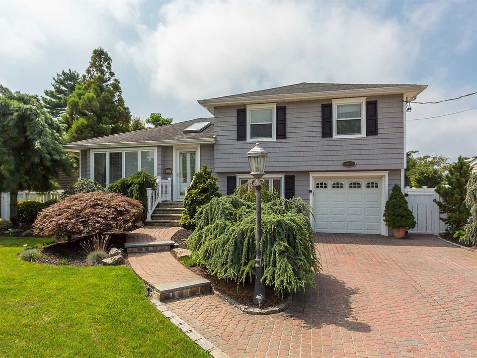1st image of 3834 Oxford Ln