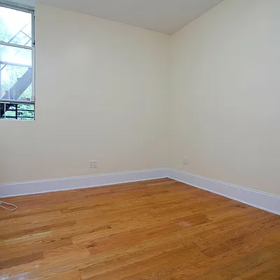 Rented by Nooklyn NYC LLC | media 25