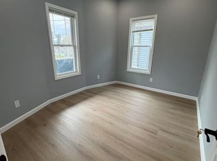 138 N Allen St #2, Albany, NY 12206
