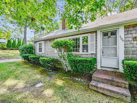 2nd image of 109 Harbor Hills Rd