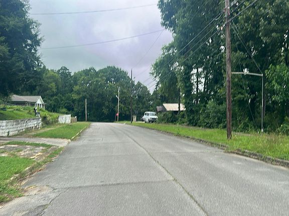 5th image of 1801 Hatchet Ave