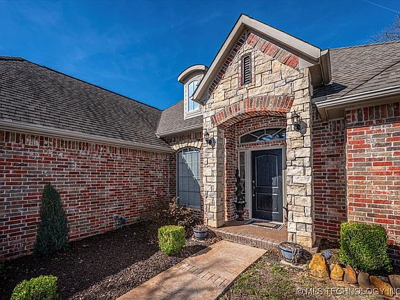 3rd image of 12455 County Road 3593 Cir