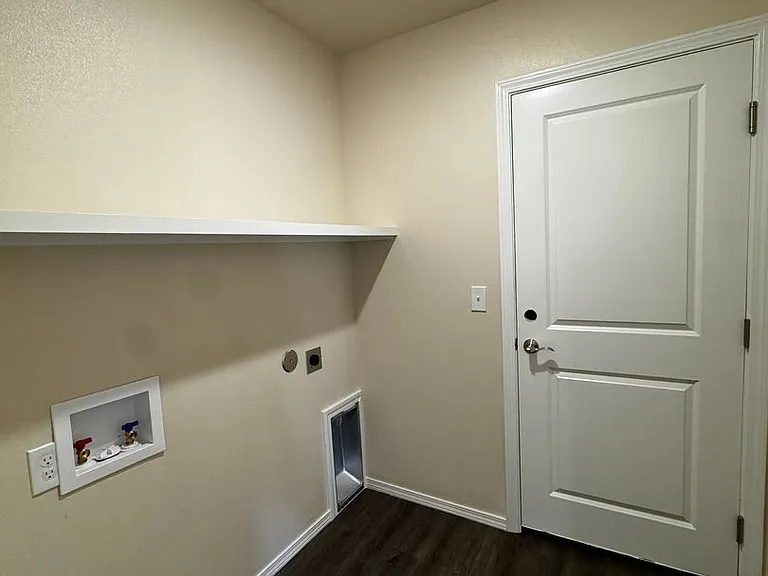 4203 Sunset St — Photo 10