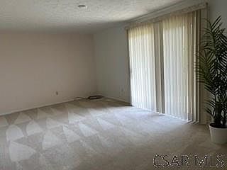 4th image of 241-243 Marietta Dr