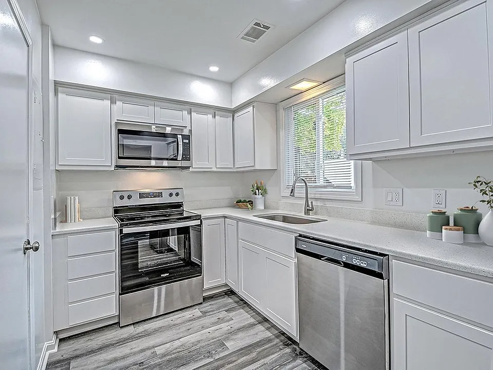 Woodside Village Apartments