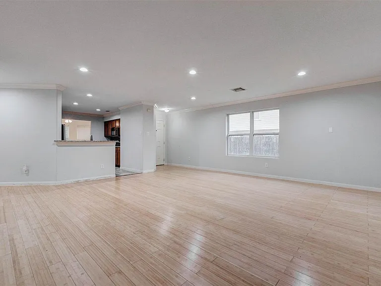 10627 Ince Ln — Photo 5