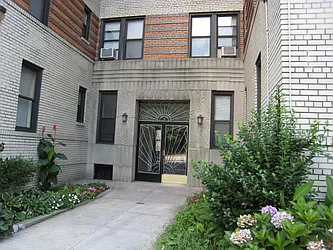 Rented by Garfield Realty 