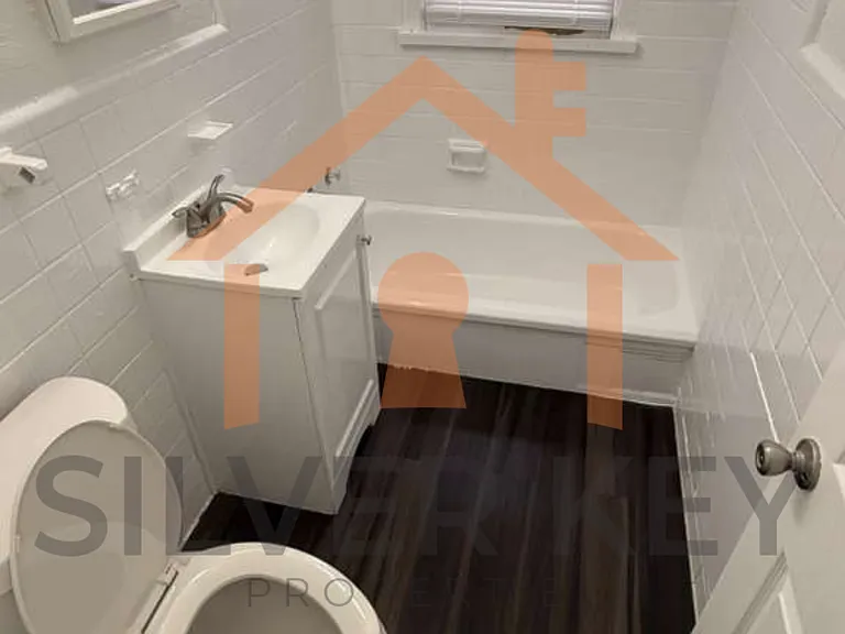 1525 NW Lincoln Ave #1525 — Photo 7