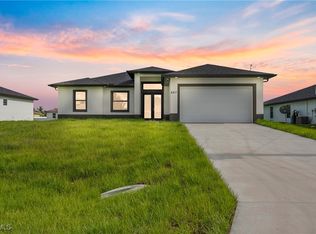 2511 12th St SW, Lehigh Acres, FL 33976