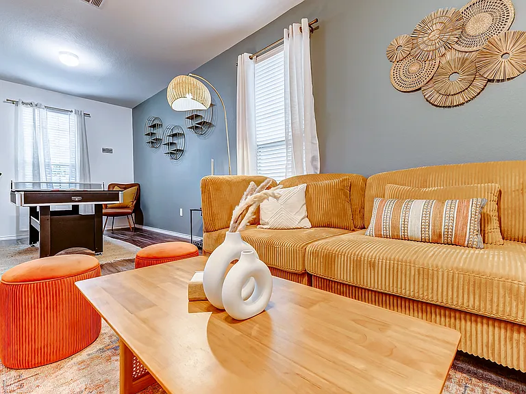 24035 Noble Darcy Ln — Photo 4