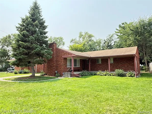 20761 Nummer St, Warren, MI 48089