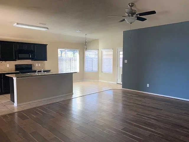 4 bed, 1768 sqft, $2,200 — Photo 4