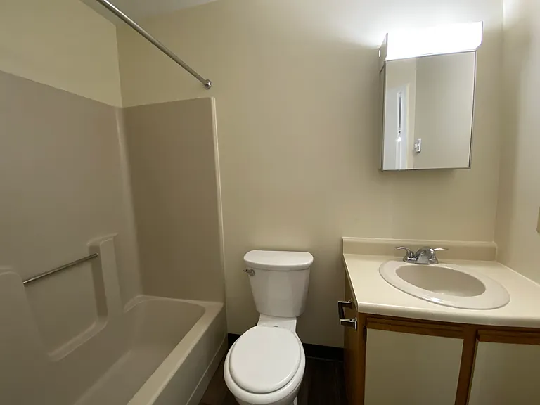 Sunset Ridge Apartments — Photo 30