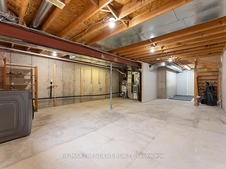 285 Southbrook Dr — Photo 32