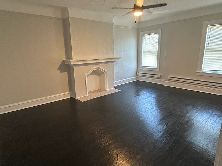 2373 Euclid Heights Blvd #4 — Photo 8