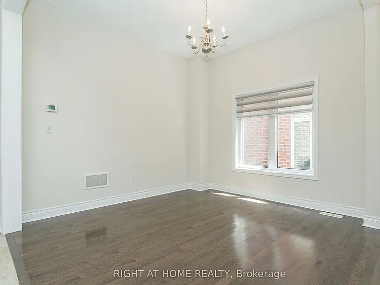 8 Monarch Dr — Photo 9