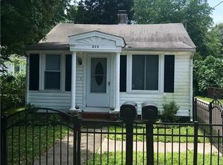 323 Seaboard Ave, Hampton, VA 23664