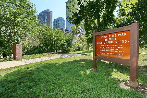 Sold by Weichert/Exchange Place | media 19