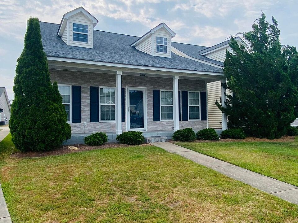 1st image of 2209 Brookville Dr #A