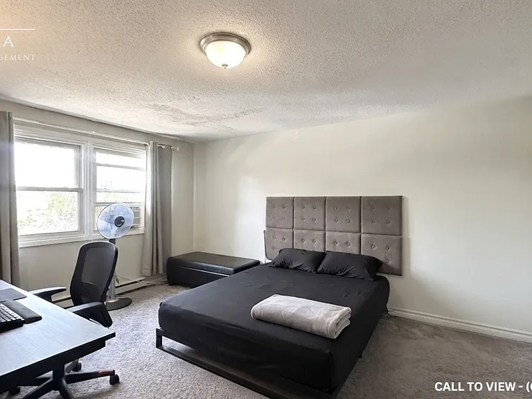 690 Little Grey St #142 — Photo 9