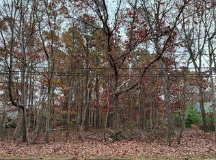 Pond Rd, Bohemia, NY 11716