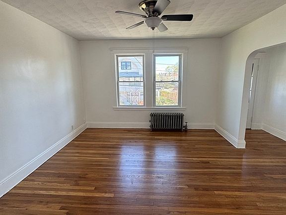 4th image of 196 Reservation Rd APT 2