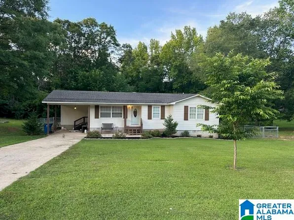 1935 Grey Hill Rd, West Blocton, AL 35184