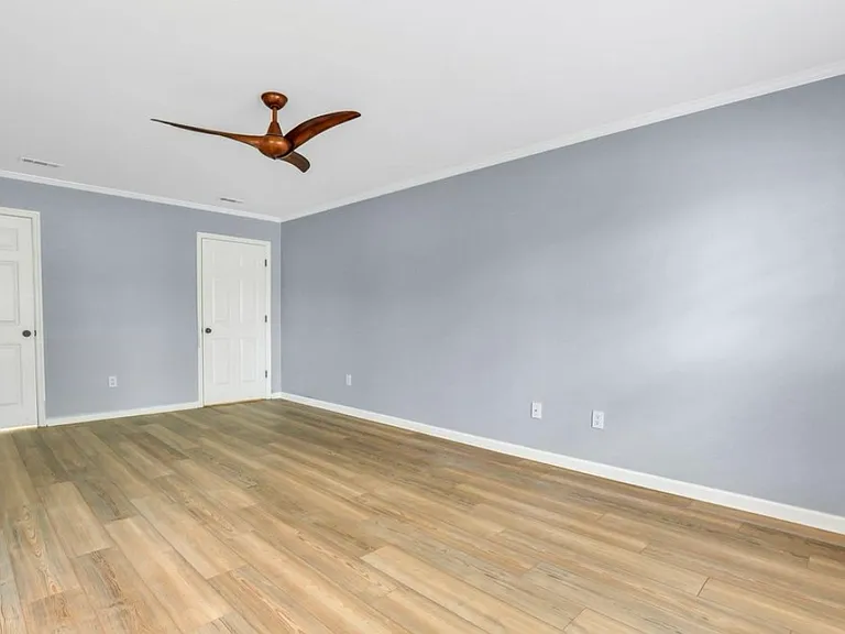 138 Wayfair Ln — Photo 19