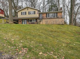 300 Cardinal Ln, Bristol, TN 37620