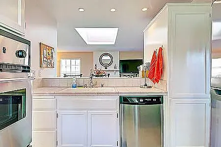 331 E Bluebell Pl — Photo 12