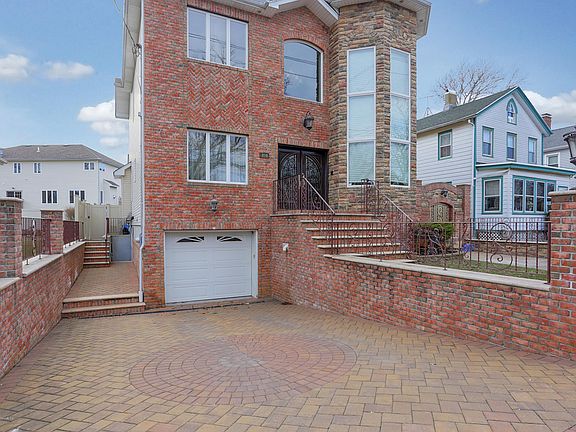 4th image of 358 Sleight Ave