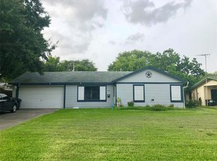 320 19th Ave N, Texas City, TX 77590
