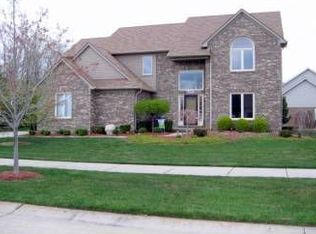 34370 Tom Dr, Chesterfield, MI 48047