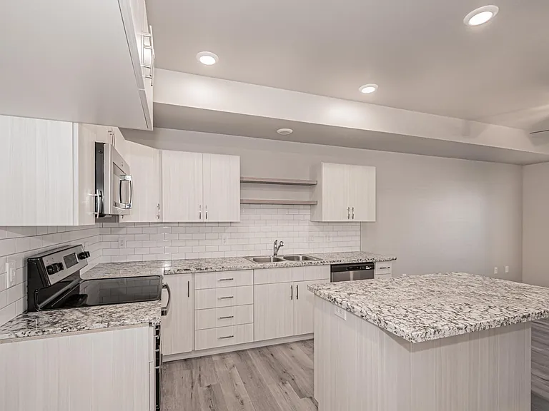 359 N 3 W #1003 — Photo 34
