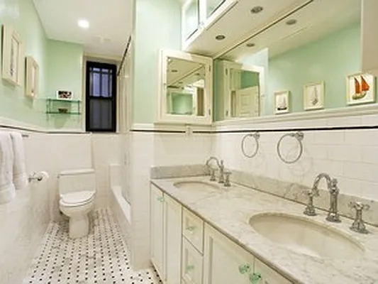 Sold by Corcoran | media 17