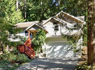 19 Rocky Ridge Dr, Bellingham, WA 98229