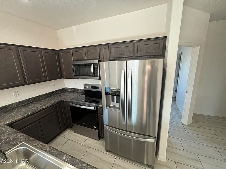 2661 Tonto Dr #A — Photo 6