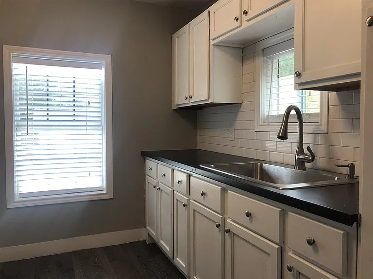 1708 Baker Ave #1704 — Photo 7