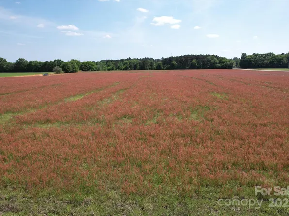 6 Rogers Ln, Bennettsville, SC 29512