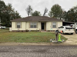 812 Slate Dr, Newbern, TN 38059