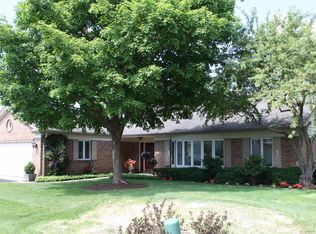 103 Craigie Ln, Inverness, IL 60067