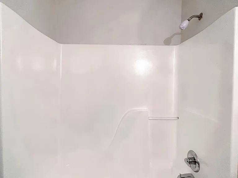 470 Martha Ln #H — Photo 17