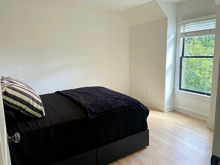 369 Hillside Dr — Photo 11