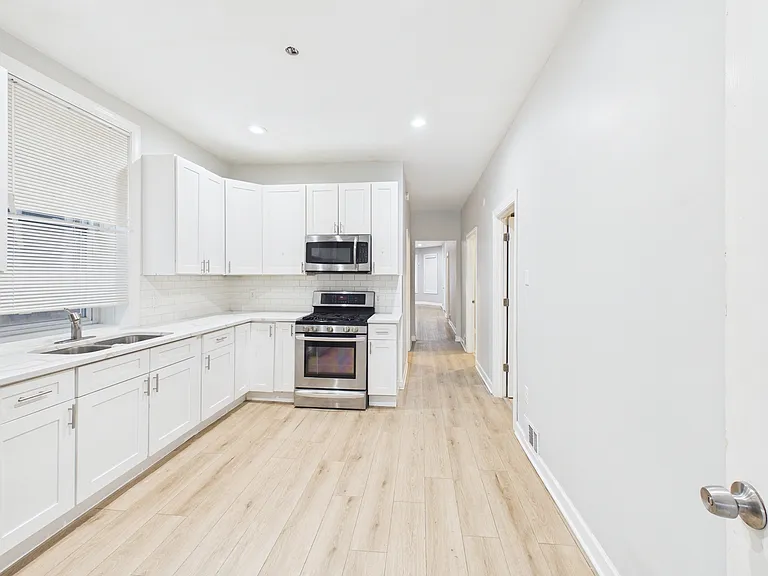 6639 S Bishop St #1 — Photo 7