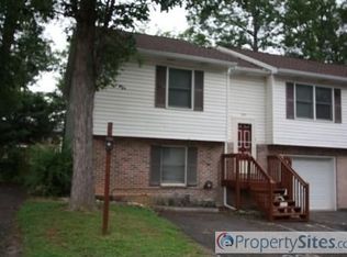 209 Fernwood Ct, State College, PA 16803