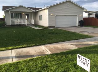 350 E Oak St, Shelley, ID 83274