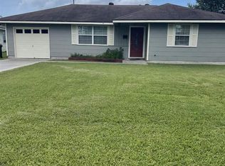 5100 Kent Ave, Groves, TX 77619